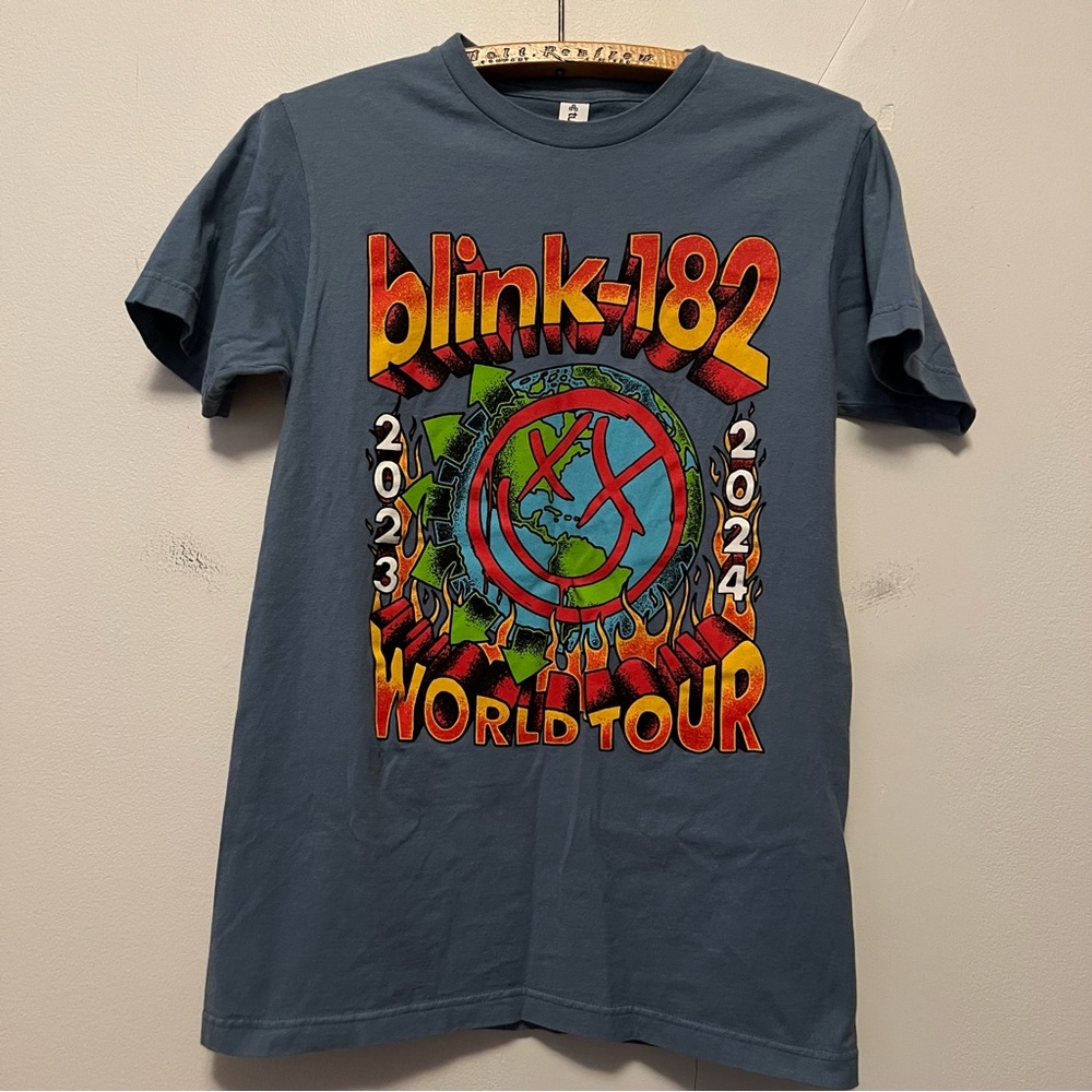 Blink-182 2023 2024 World Tour Graphic‎ T-Shirt Size Small Band Concert